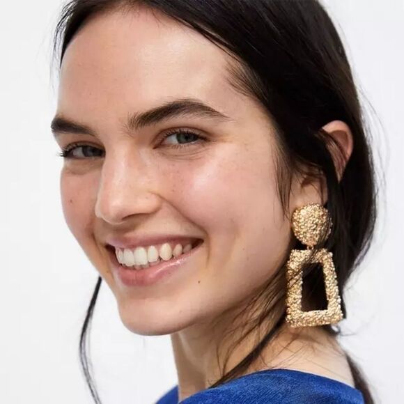 New Gold Geometric Statement Dangle Drop Earrings - Picture 1 of 4